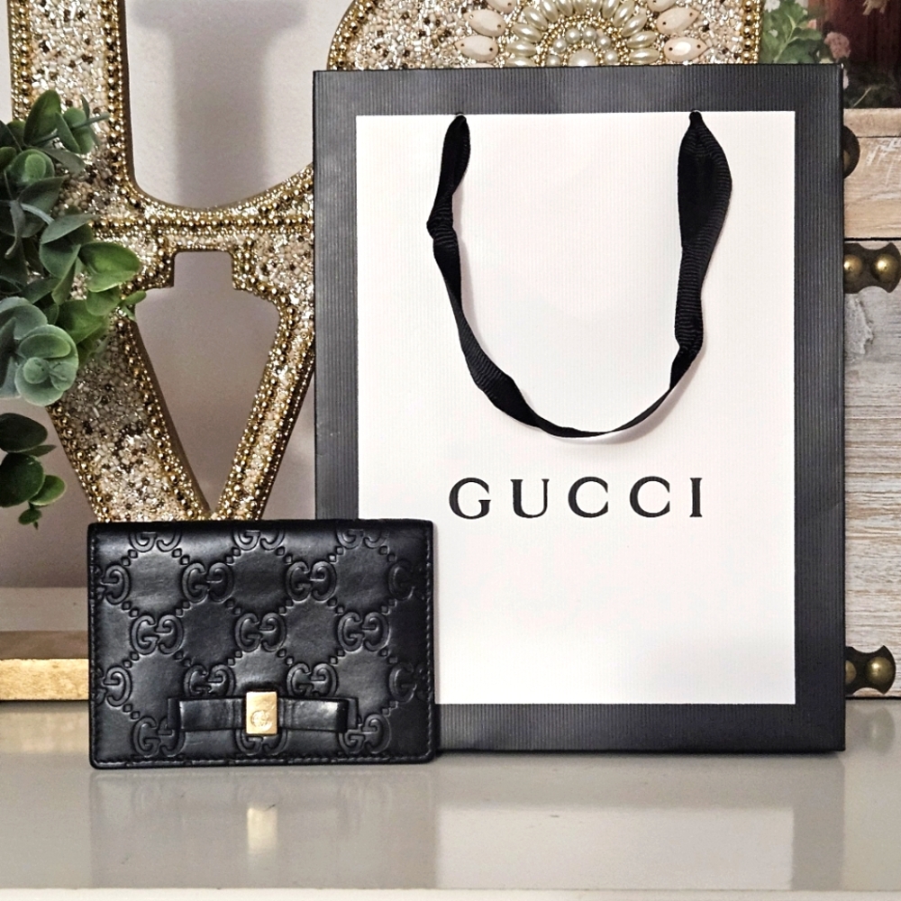 EUC Gucci Guccissima ID/Card Wallet with Shopping Bag